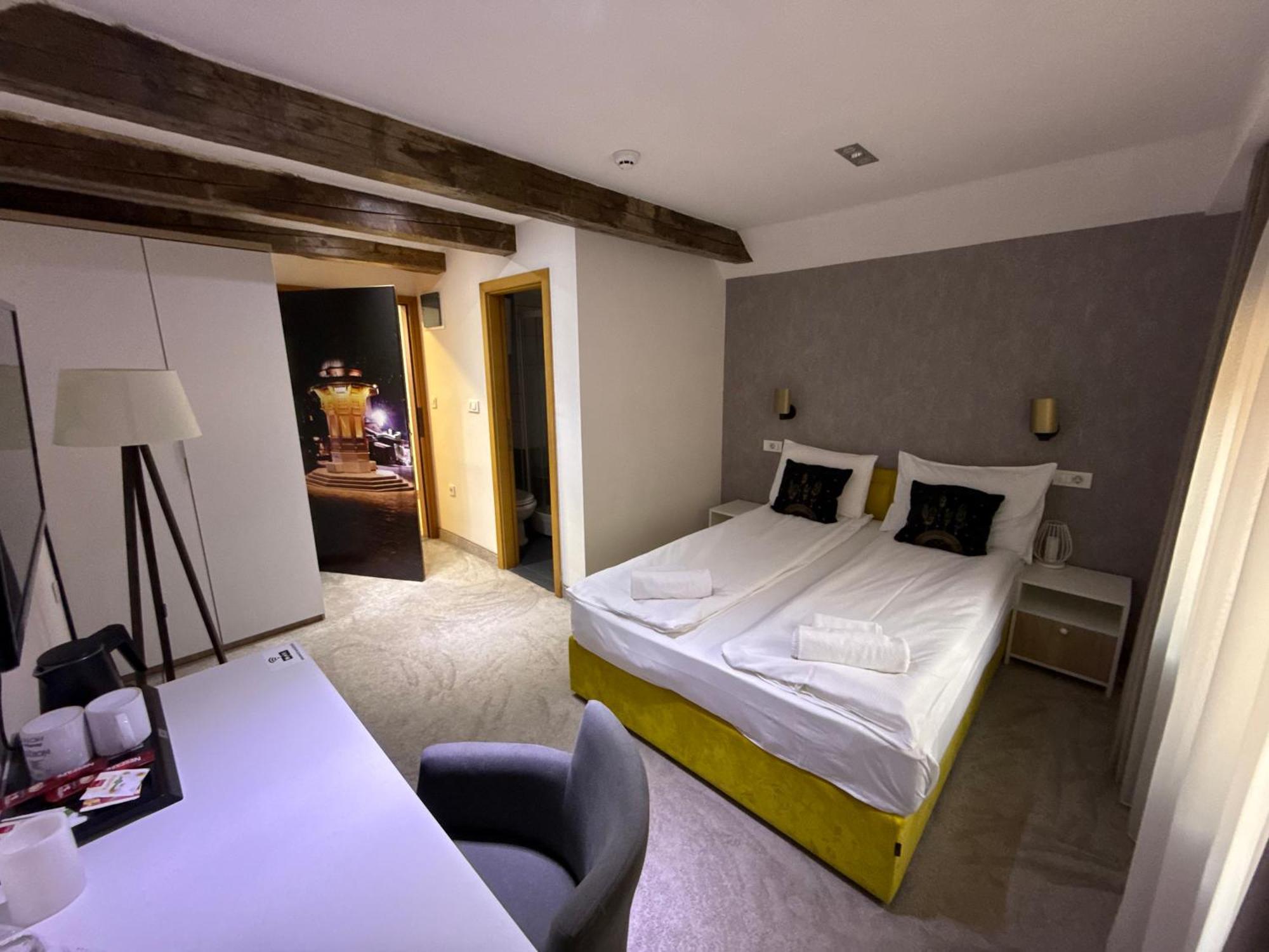 Deluxe Nortel Hotel Szarajevó Kültér fotó
