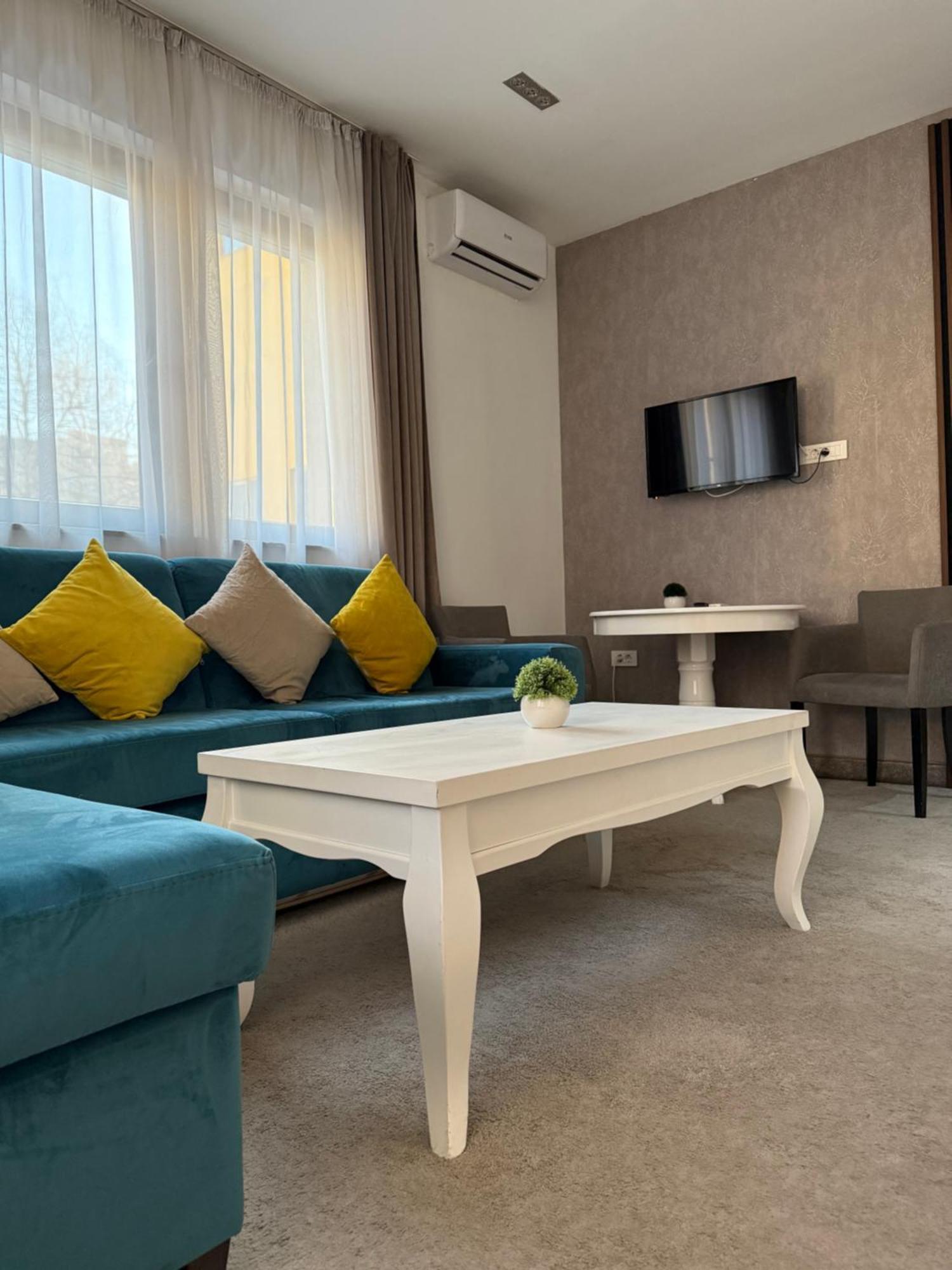 Deluxe Nortel Hotel Szarajevó Kültér fotó